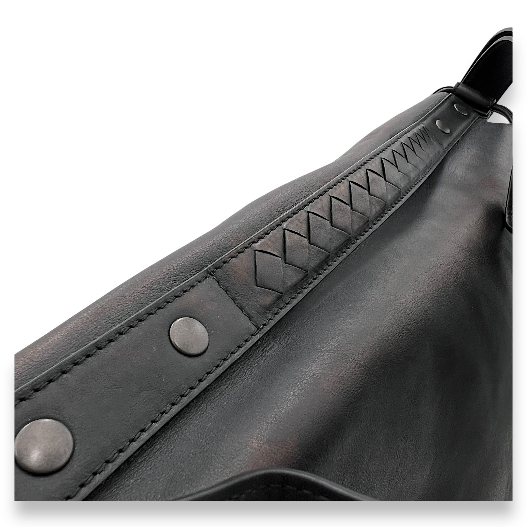 Others dark brown Messenger Bag in Calfskin, Ruthenium hardware - Image 10