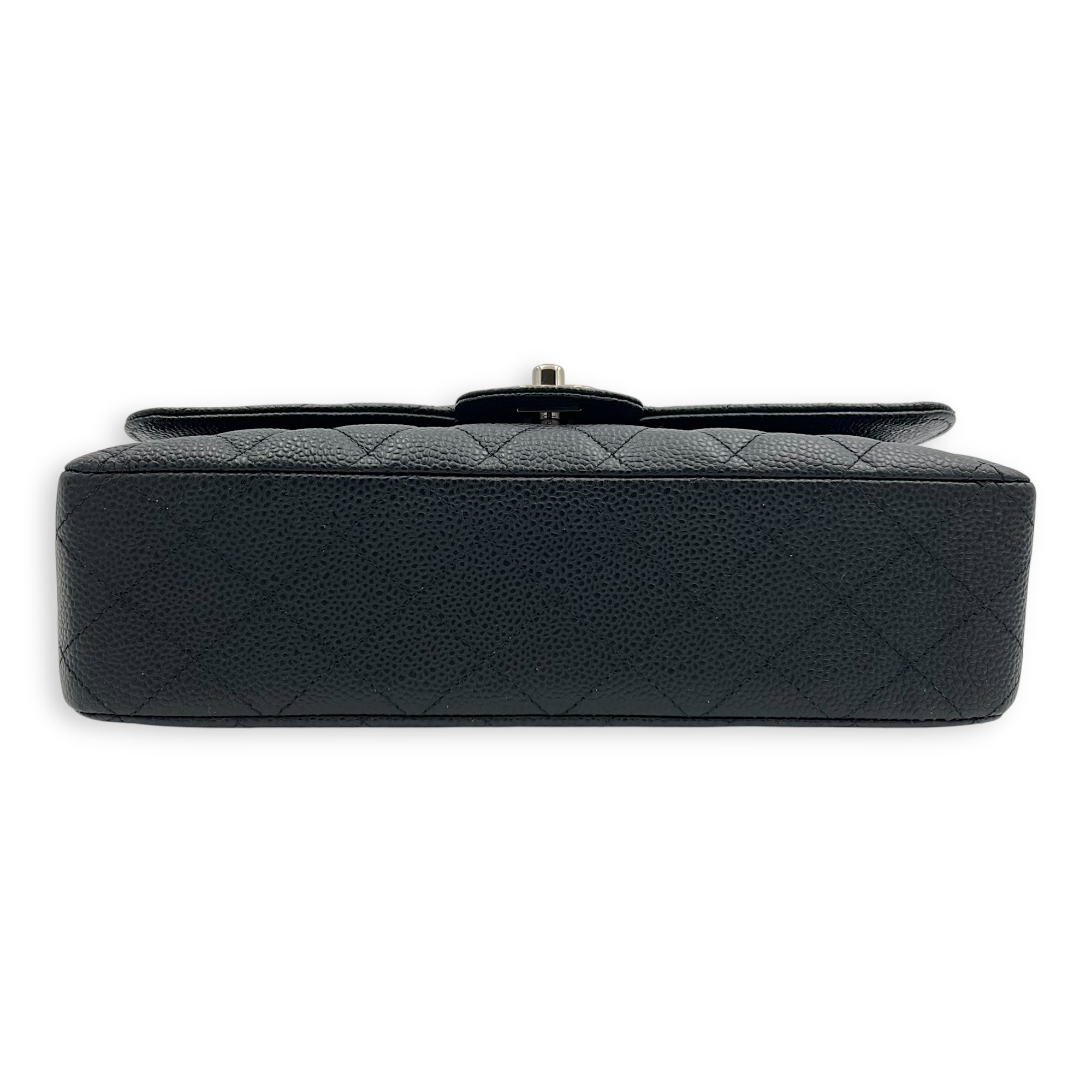 Classic Shoulder Bag Medium Black in Caviar Leather, Silver hardware - Image 6