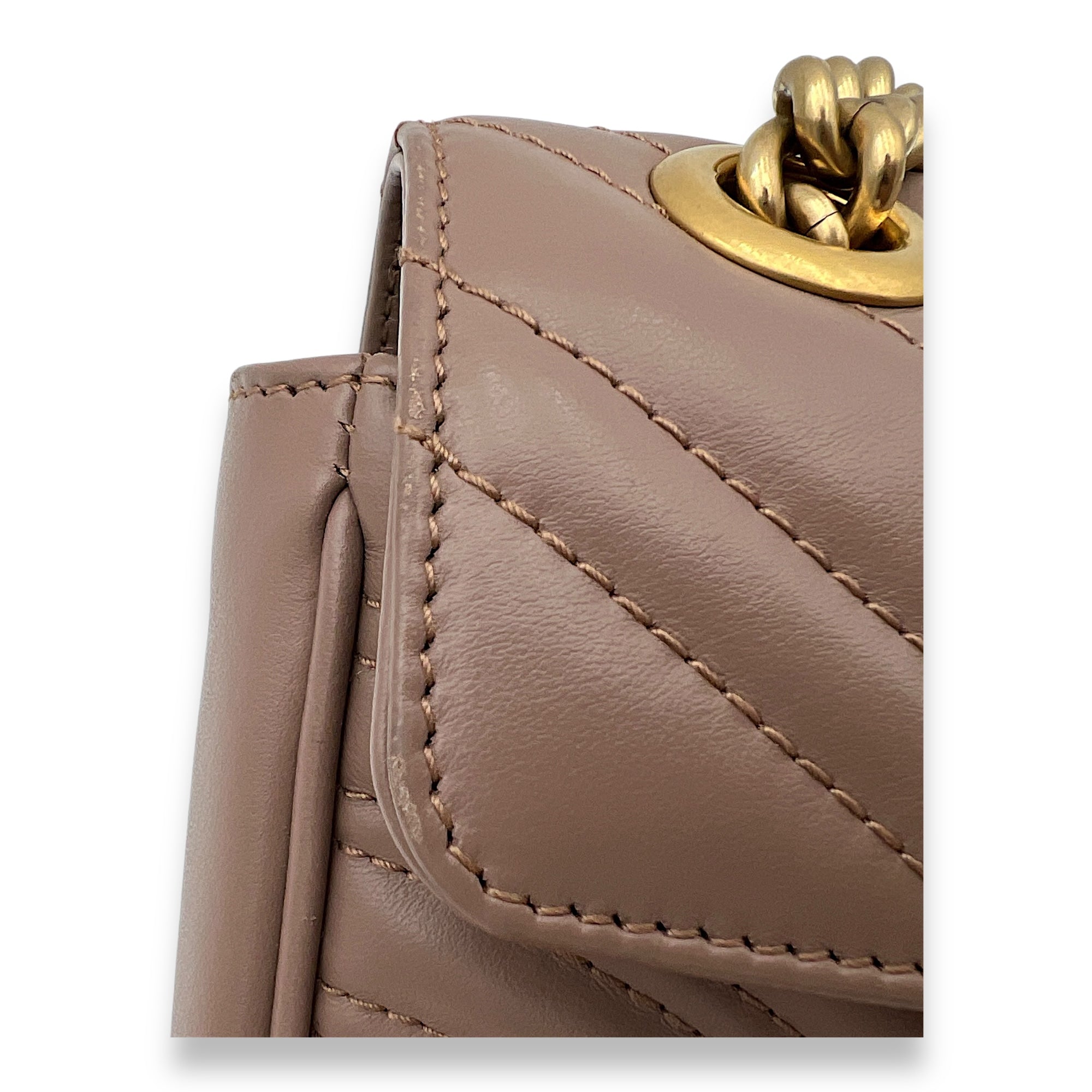 GG Marmont Mini Beige Crossbody Bag in Calfskin, Gold hardware - Image 11