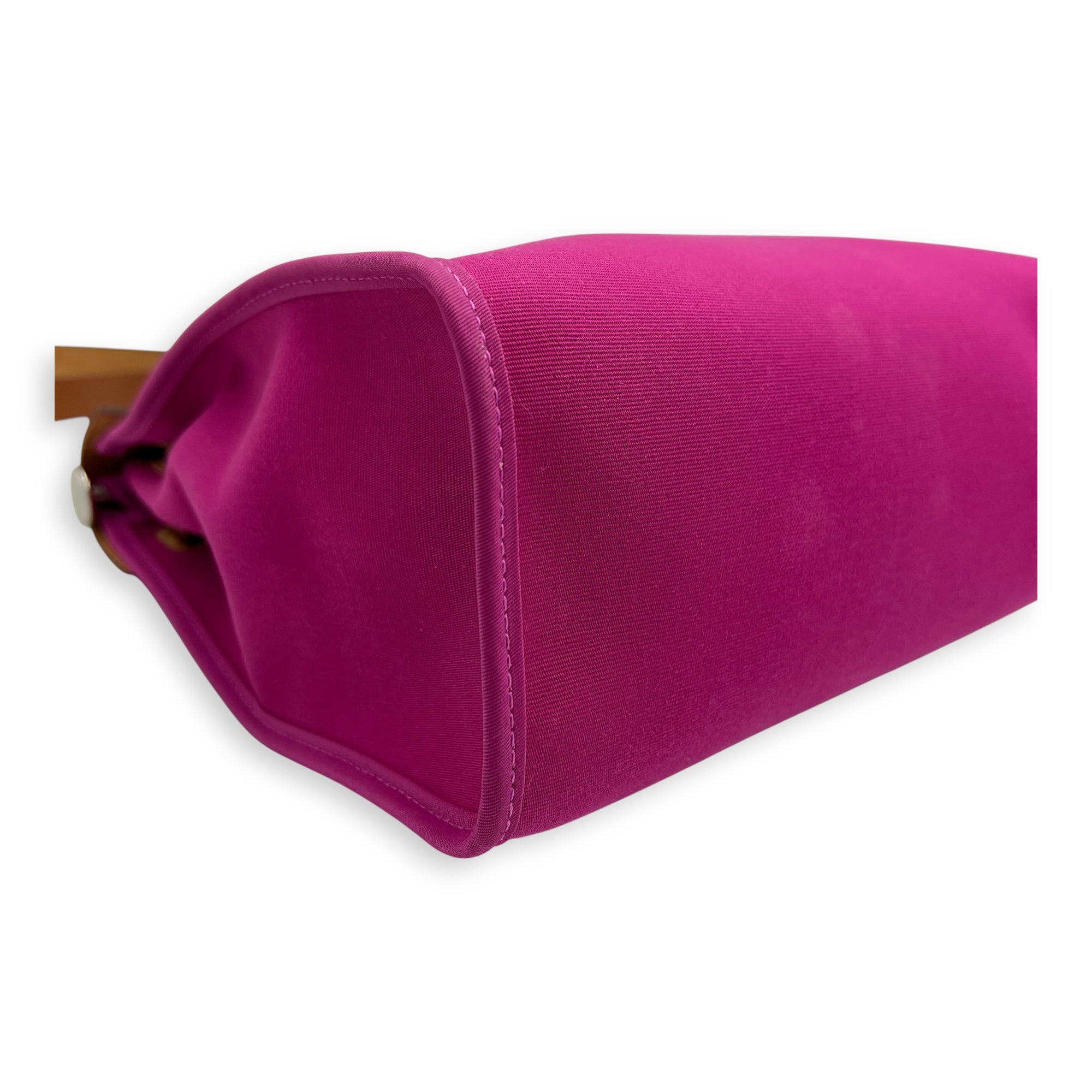 Herbag 31 Rose Pourpre Fauve Shoulder Bag in Canvas, Palladium hardware - Image 9