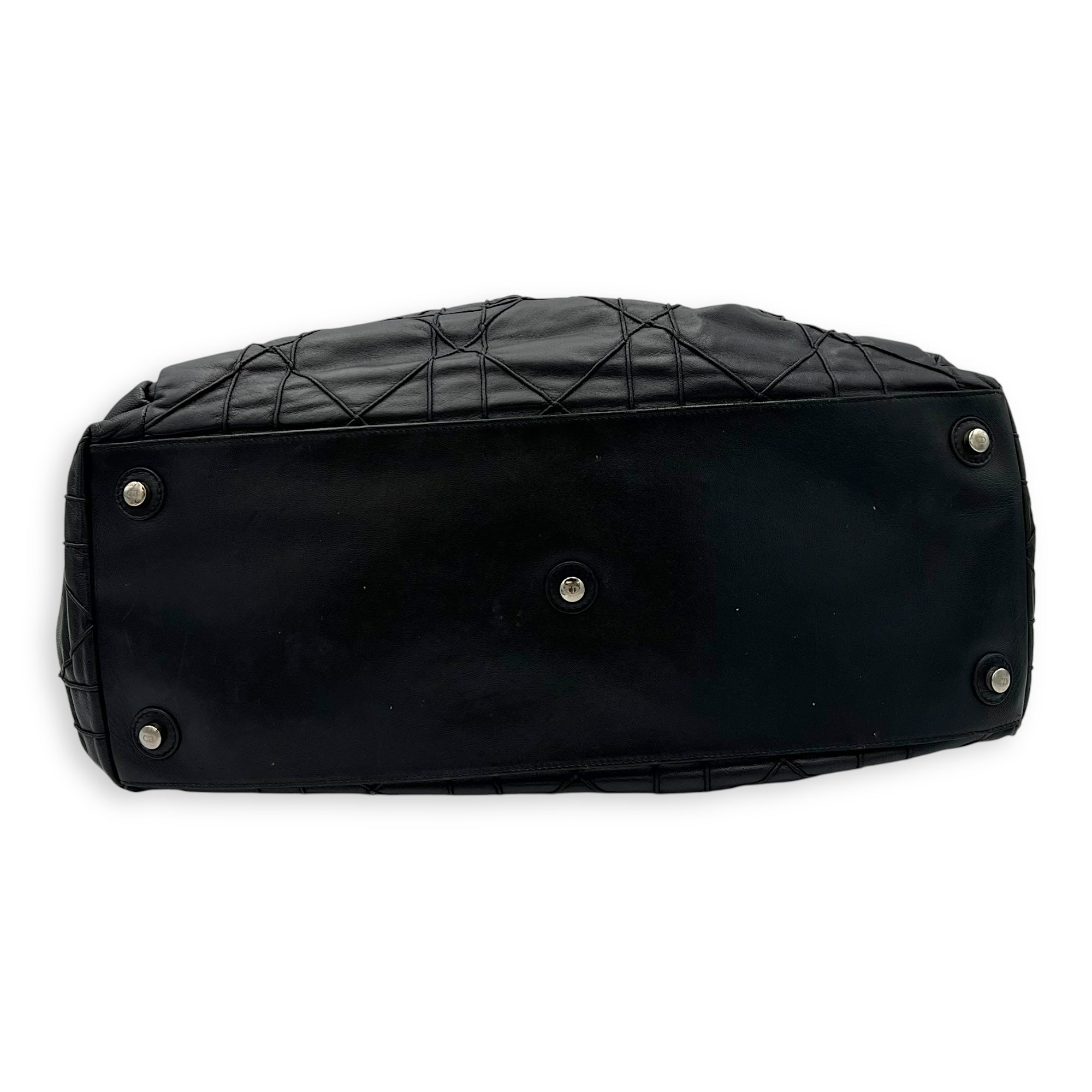 Cannage Shoulder Bag Black in Lambskin, Silver hardware - Image 6