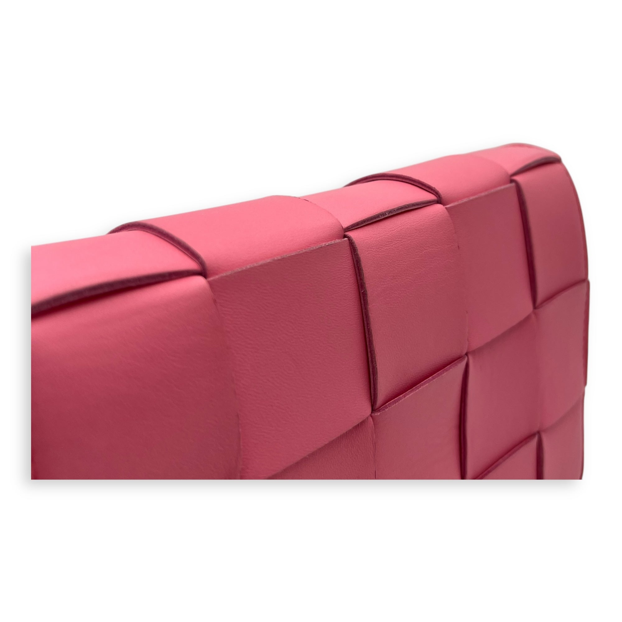Cassette Crossbody Bag Pink in Calfskin, Silver hardware - Image 7