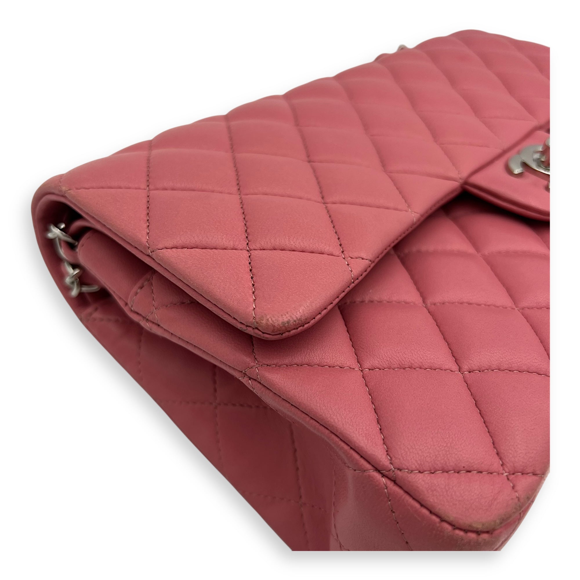 Classic Medium Pink Shoulder Bag in Lambskin, Silver hardware - Image 13