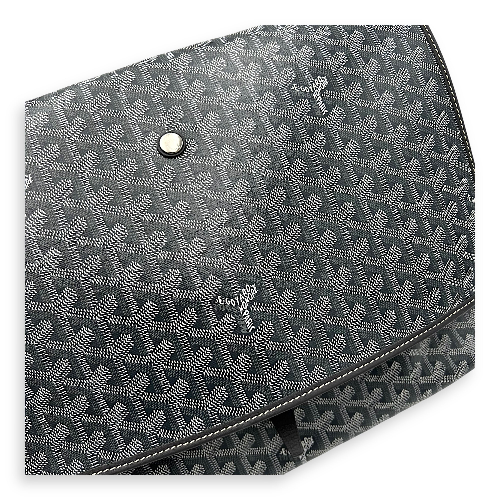 Capetien MM Grey Shoulder Bag in Coated Canvas, Silver hardware - Image 7