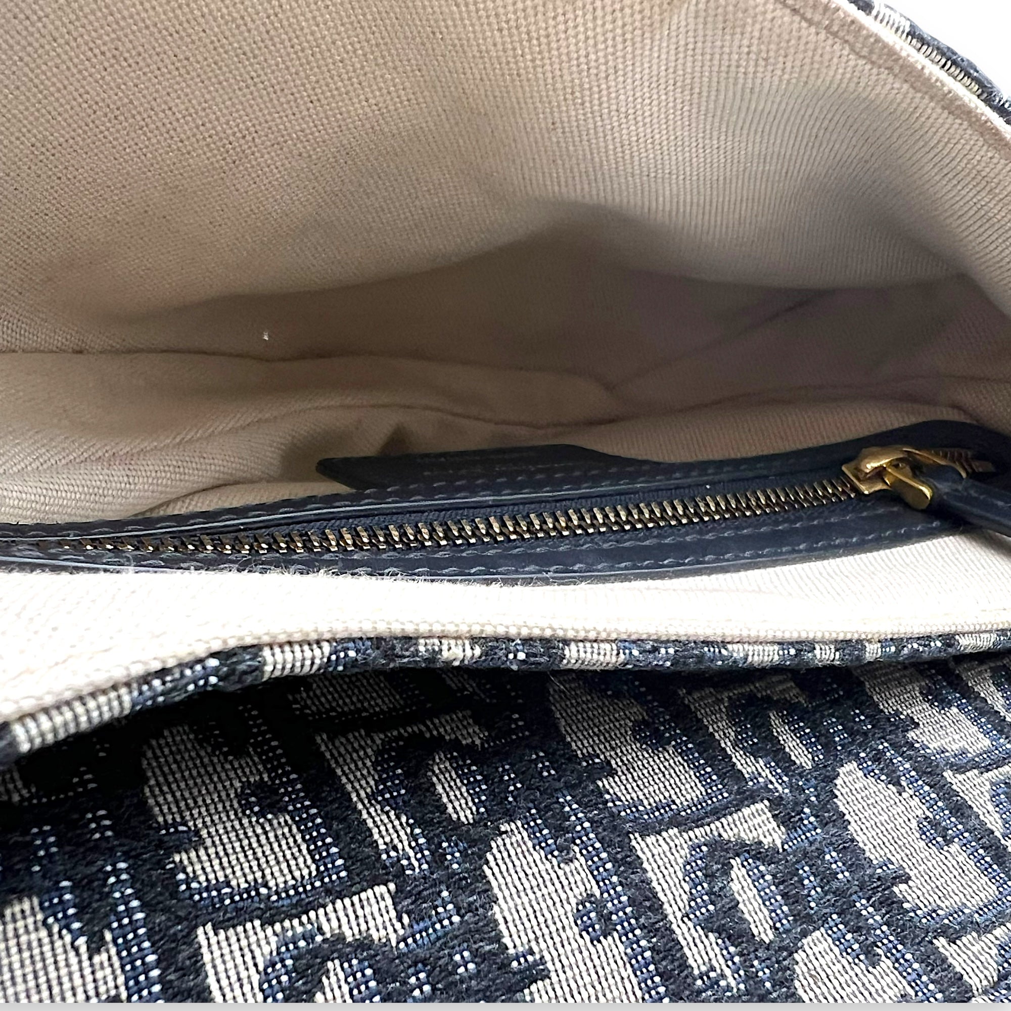 Saddle Shoulder Bag Medium Blue in Jacquard, Gold hardware - Image 7