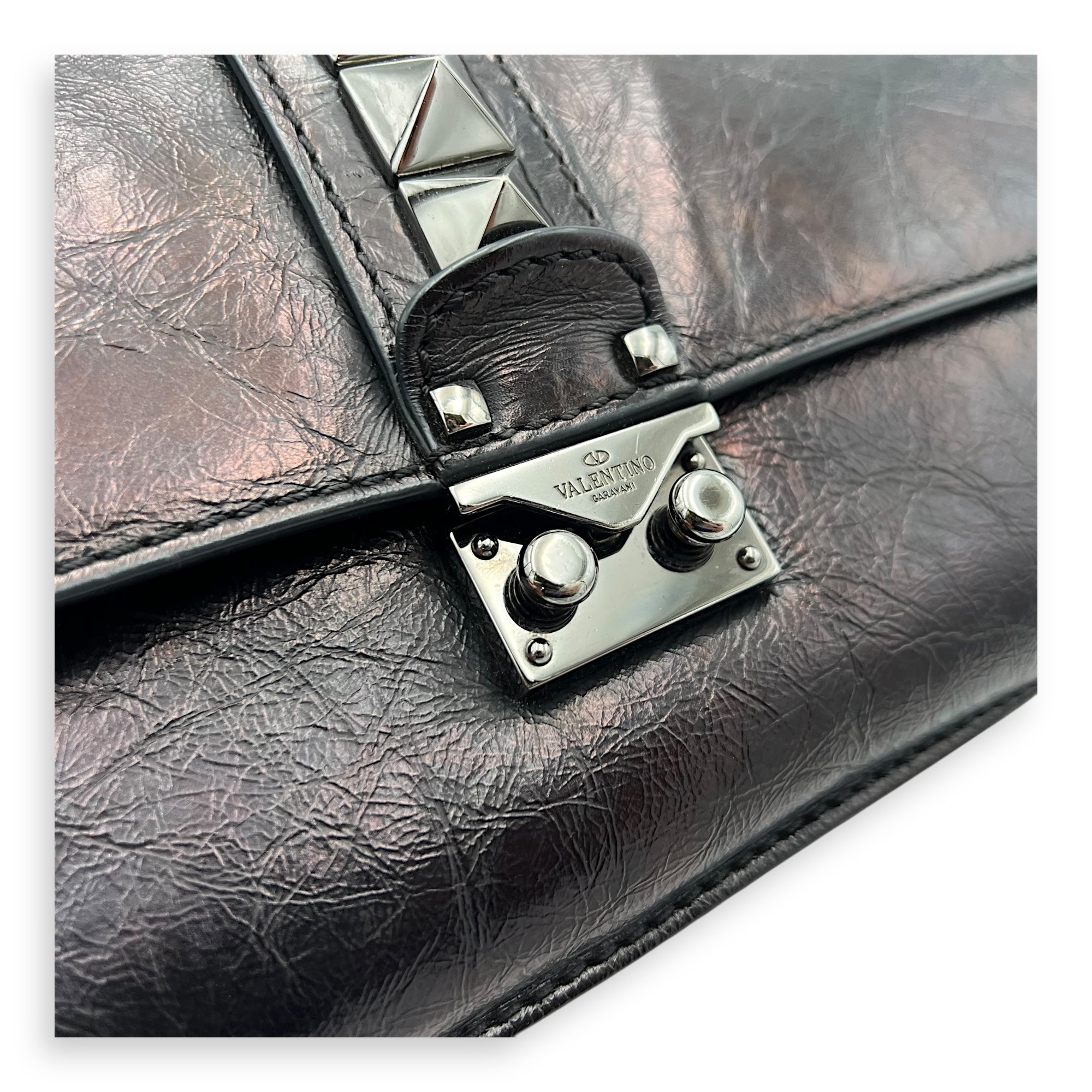 Glamlock Black Shoulder Bag in Calfskin, So Black hardware - Image 8