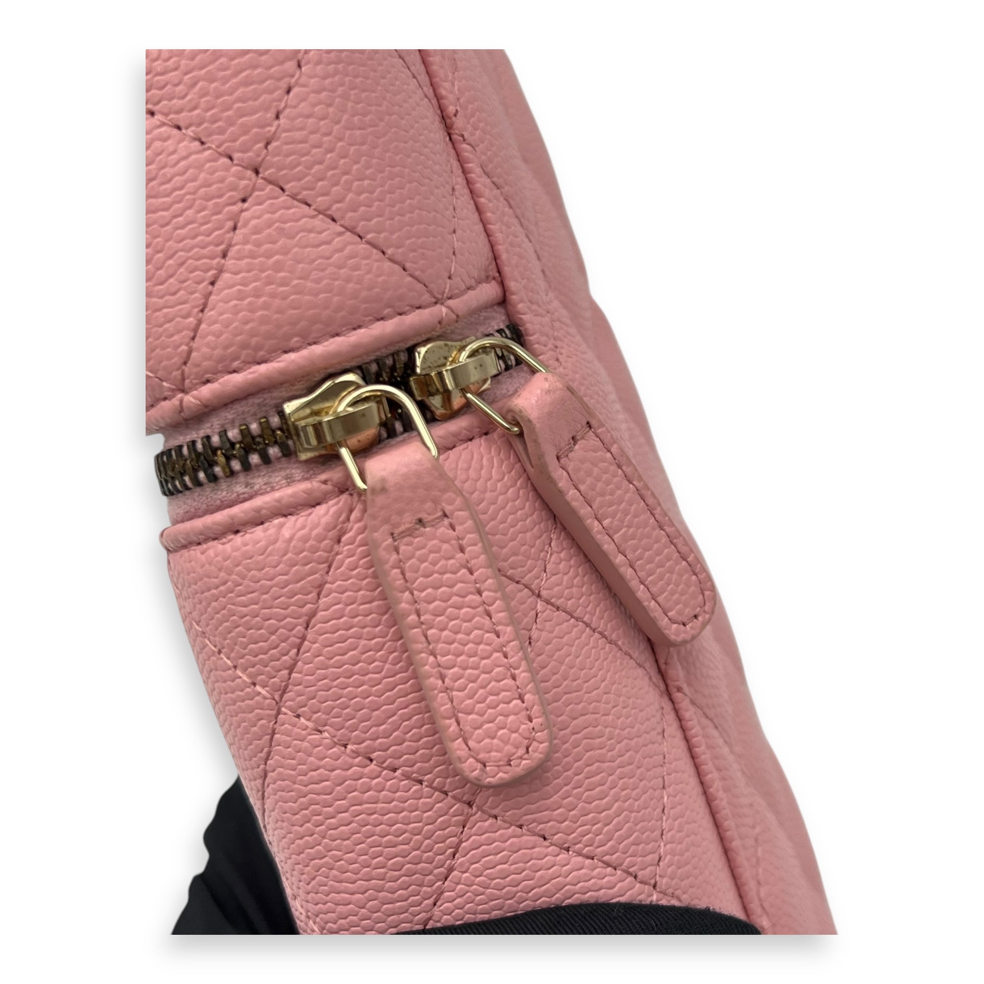 Vanity Phone Crossbody bag in Caviar leather, Gold Hardware - Image 8