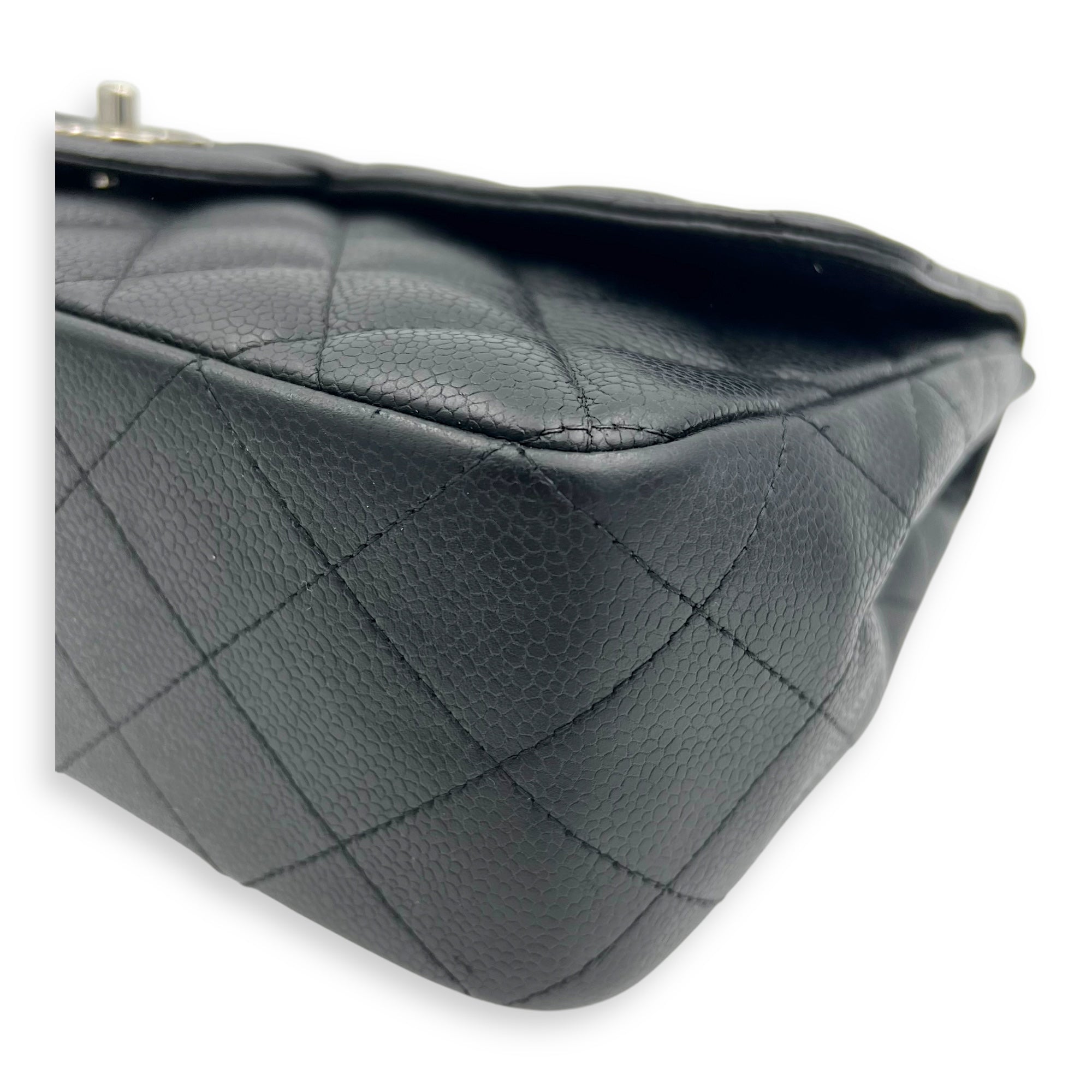 Classic Shoulder Bag Jumbo Black in Caviar Leather, Silver hardware - Image 8