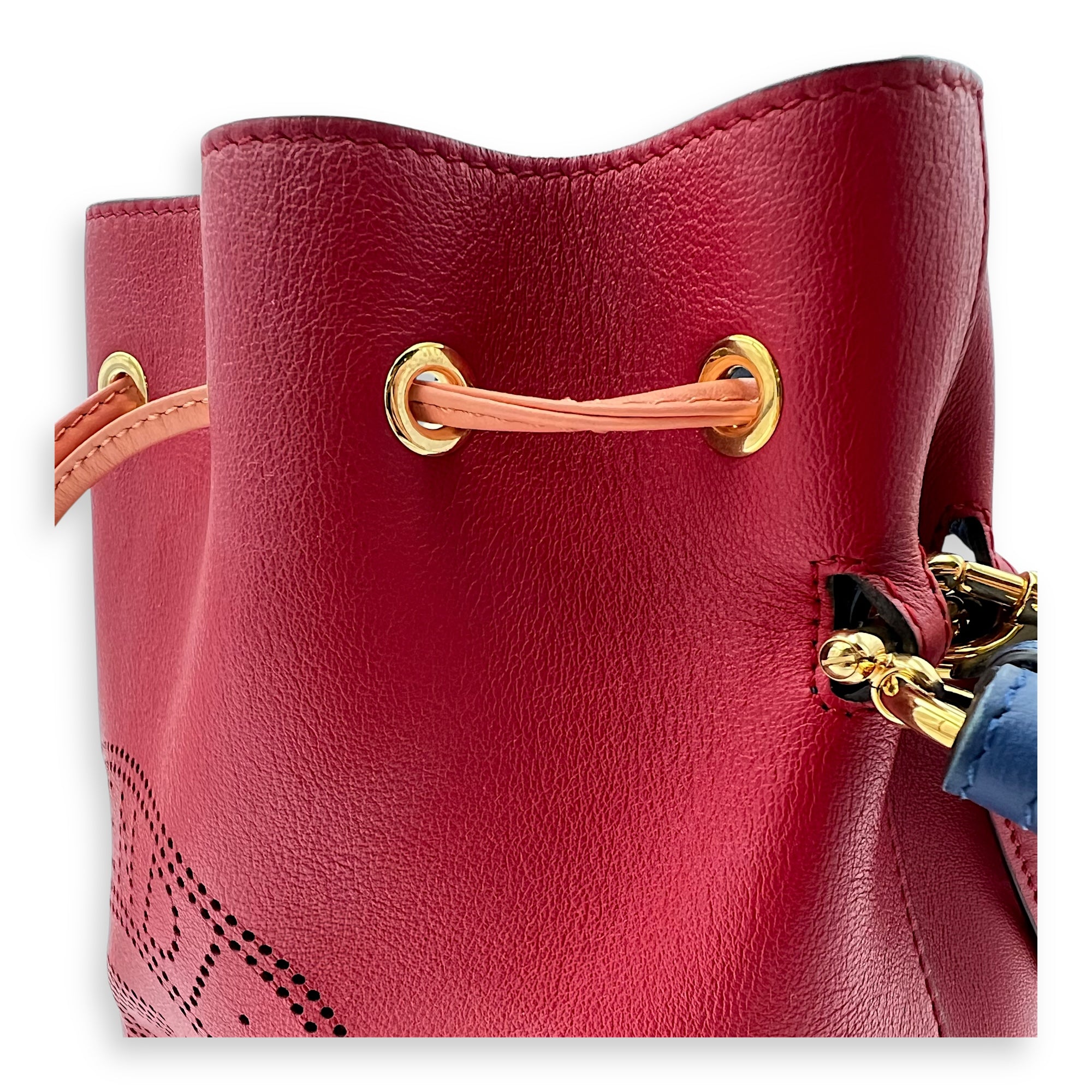 Mon Tresor Bucket Bag Red in Calfskin, Gold hardware - Image 9