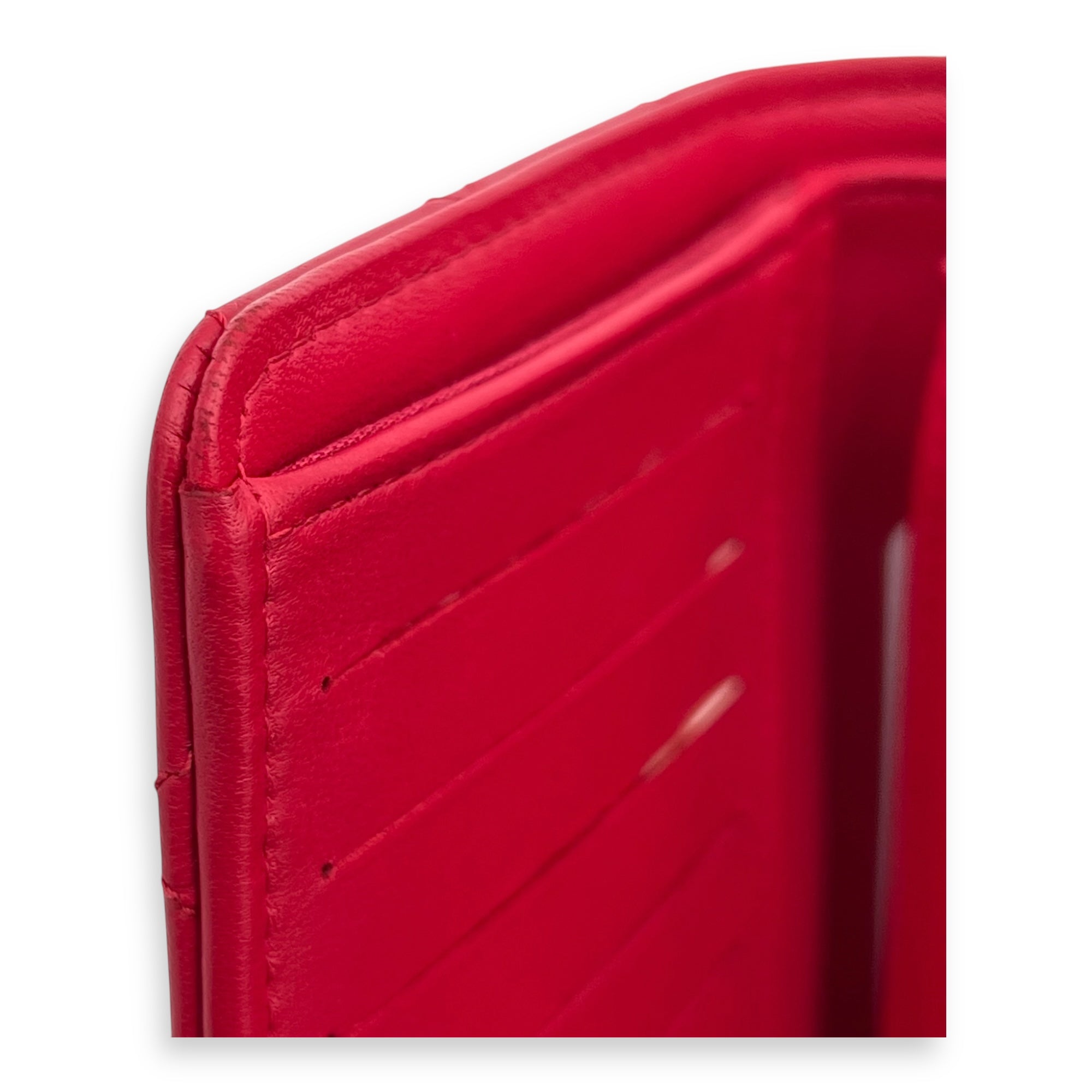Classic Wallet Red in Lambskin, Gold hardware - Image 8