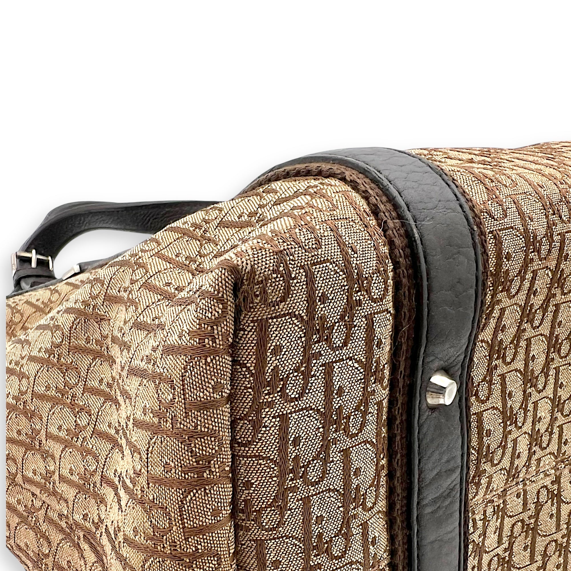 Street Chic Hobo Brown Shoulder Bag in Jacquard, Silver hardware - Image 10