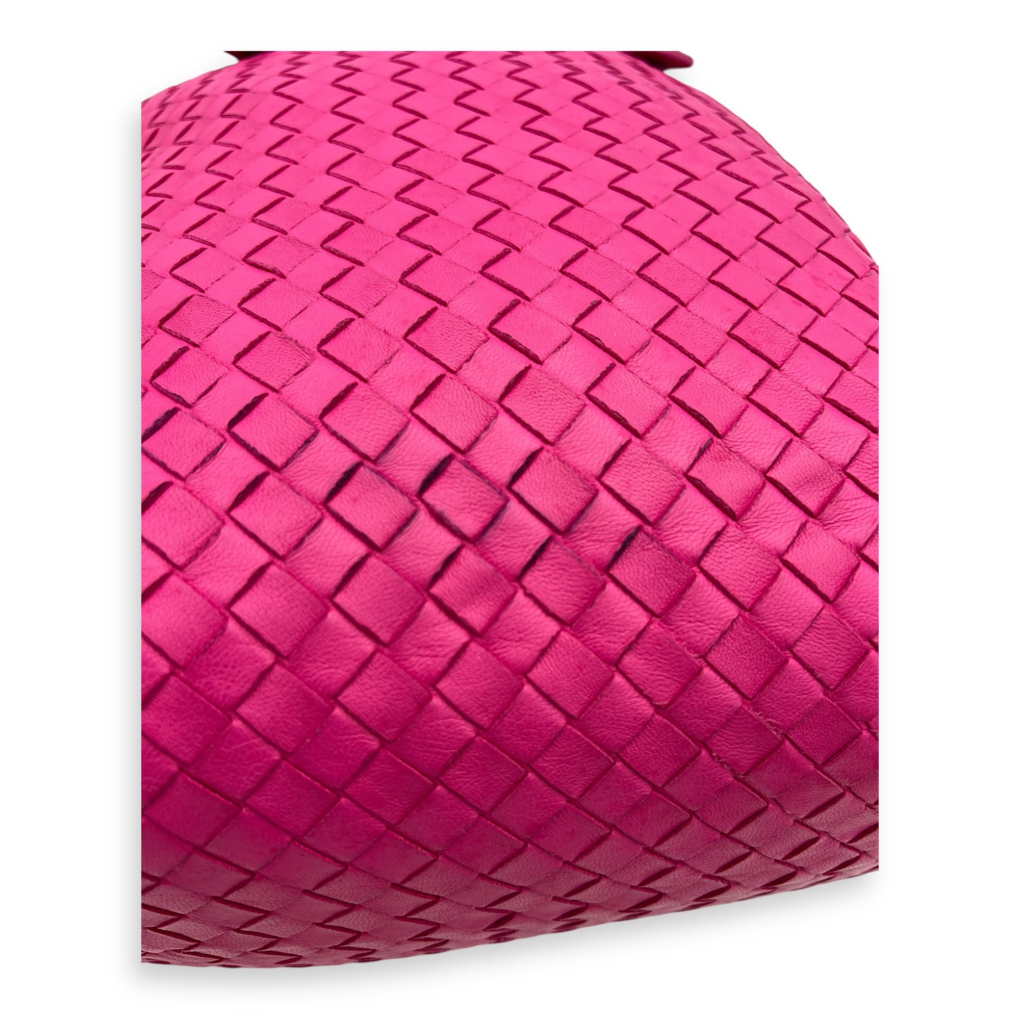 Intrecciato Shoulder Bag Pink in Lambskin, Gunmetal hardware - Image 7