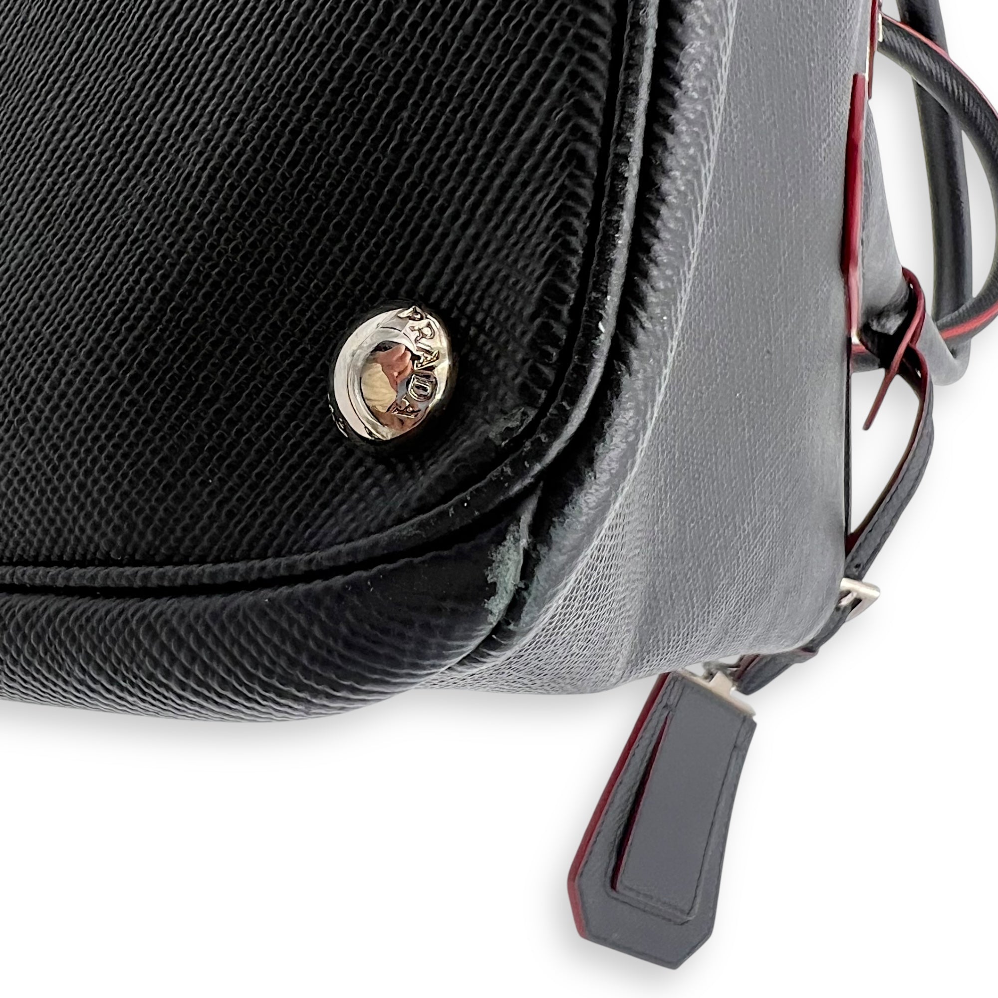 2 way turnlock bag Top Handle Bag Black in Saffiano Leather, Silver hardware - Image 10
