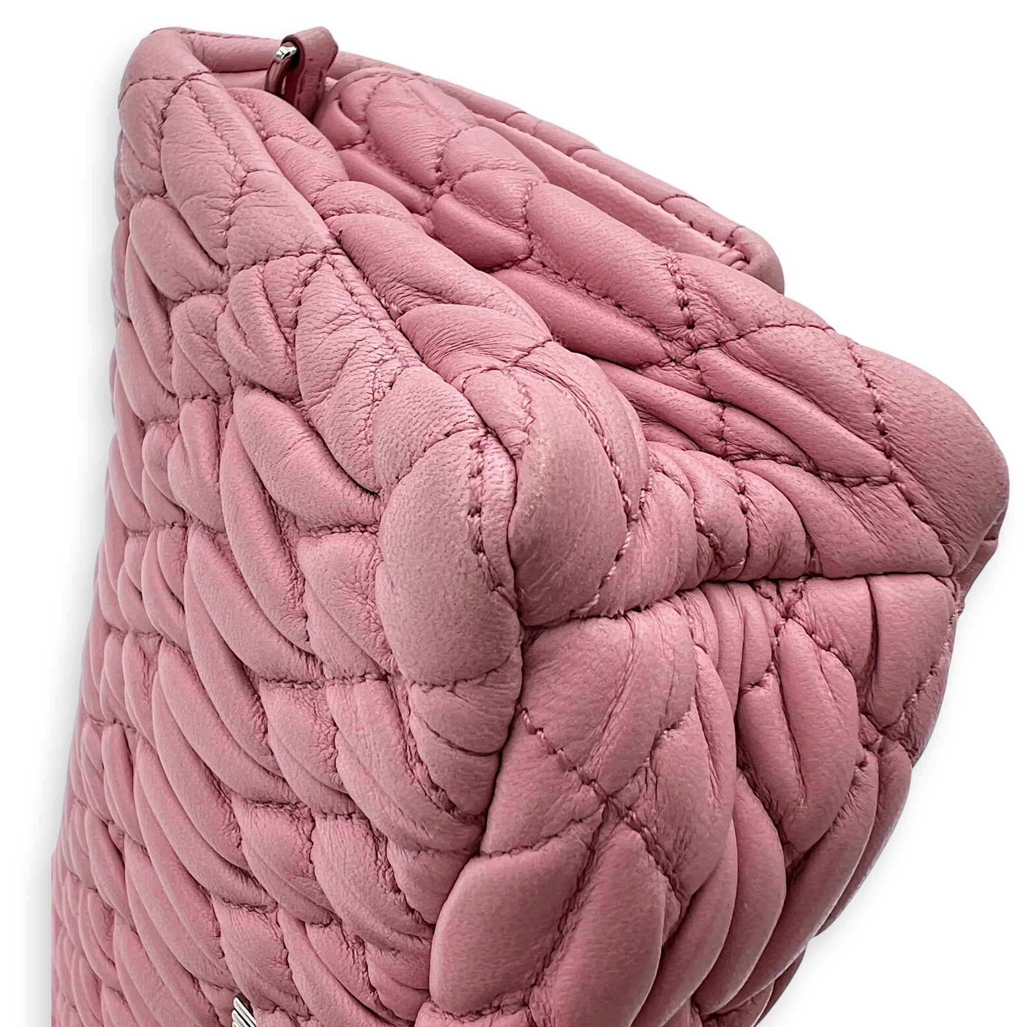 Matelassé Shoulder Bag Pink in Lambskin, Silver hardware - Image 13