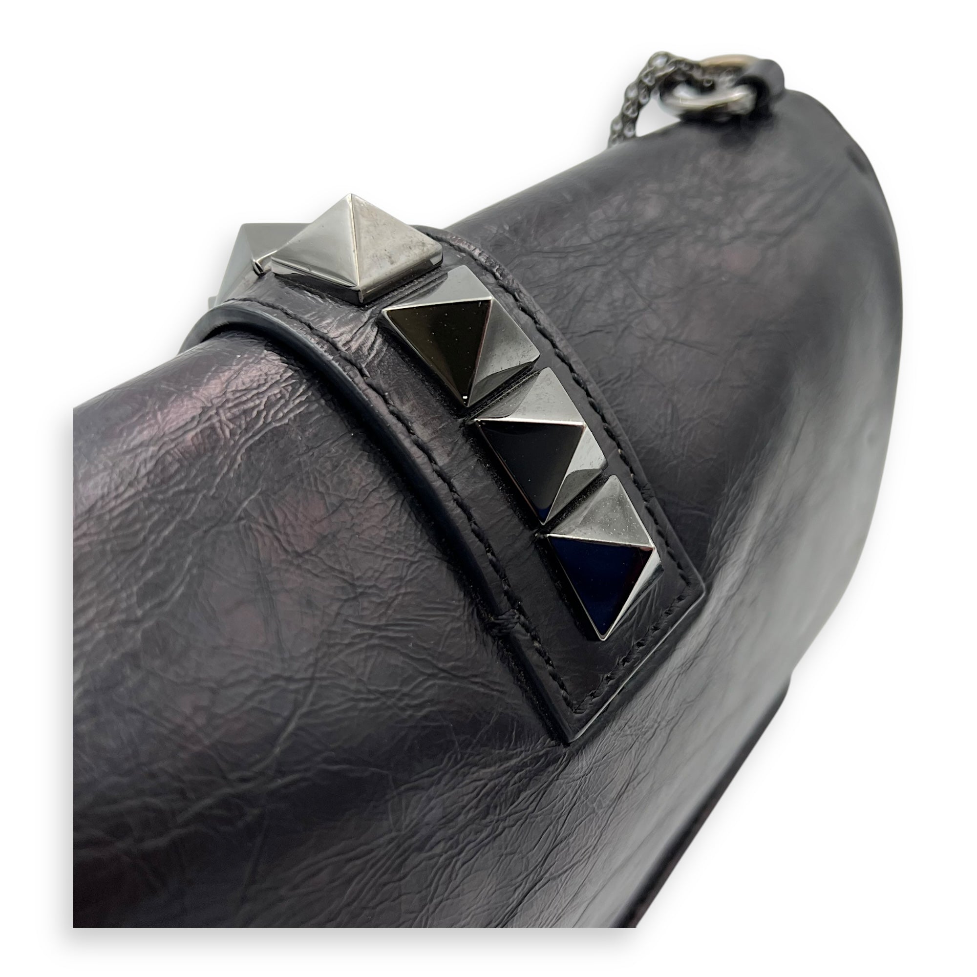 Glamlock Black Shoulder Bag in Calfskin, So Black hardware - Image 15