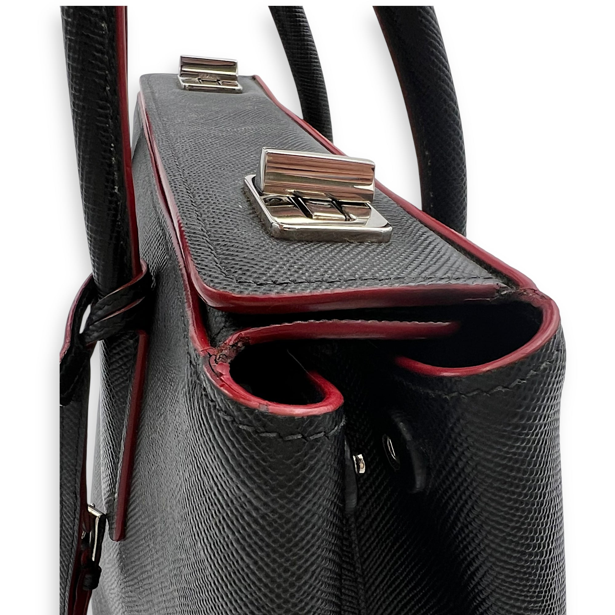 2 way turnlock bag Top Handle Bag Black in Saffiano Leather, Silver hardware - Image 15
