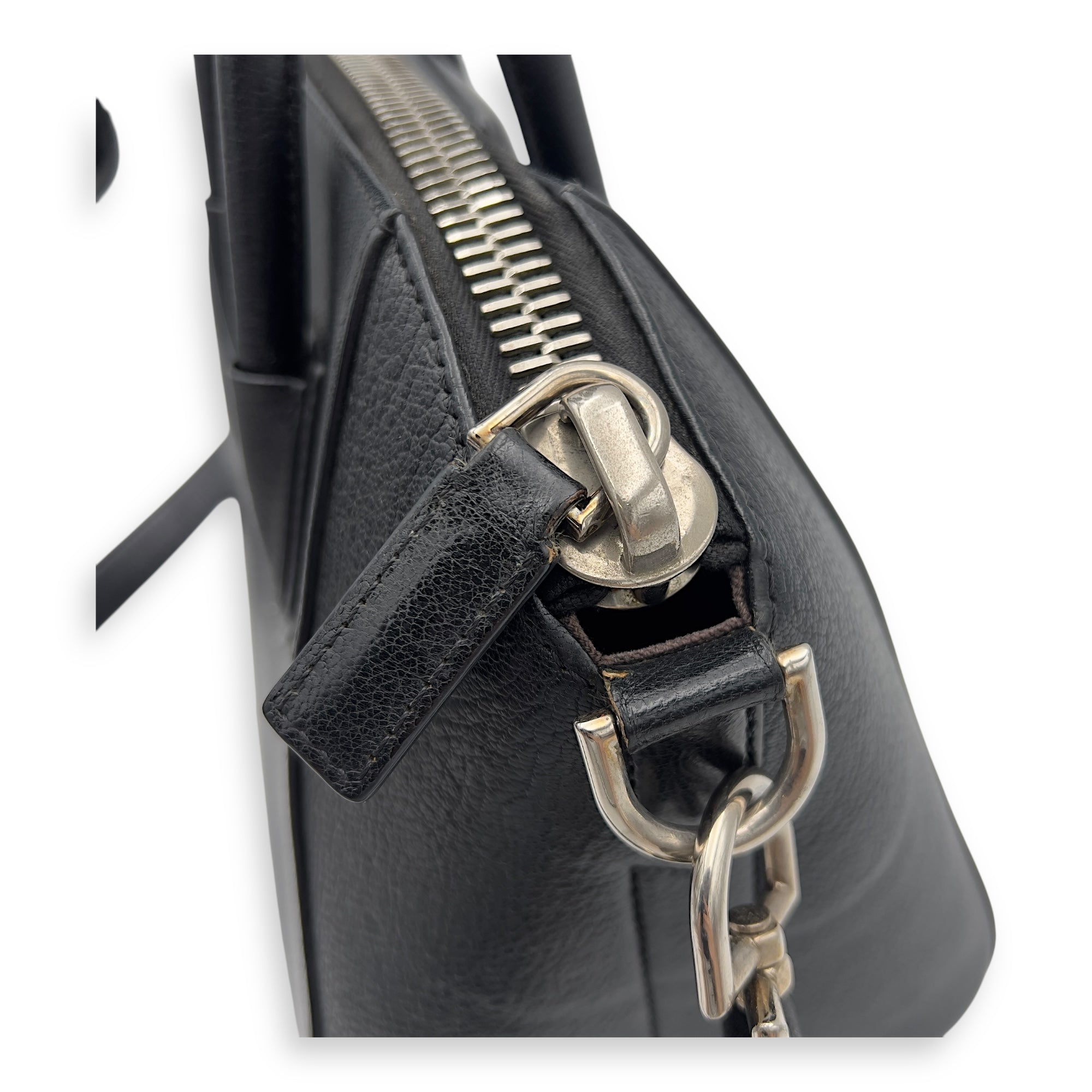 Antigona Black Top Handle Bag in Goat Leather, Silver hardware - Image 9