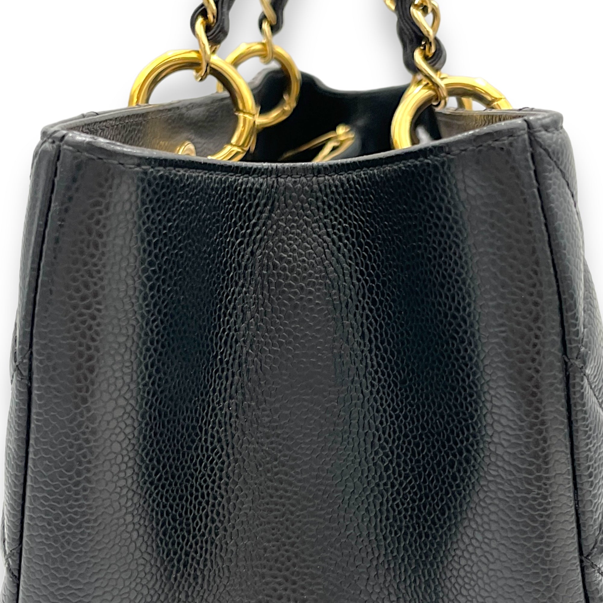 GST XL Black Shoulder Bag in Caviar Leather, Gold hardware - Image 9